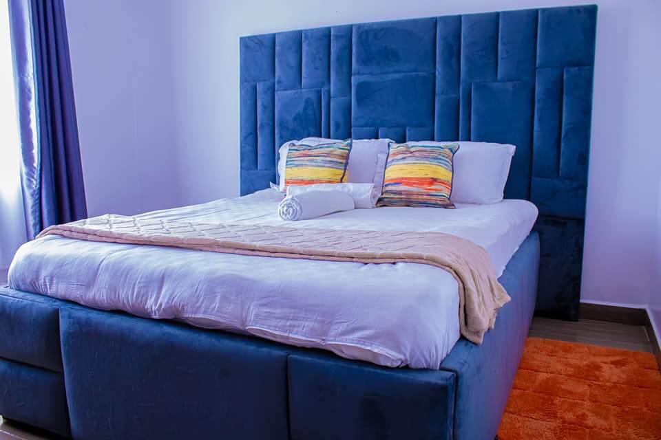 Cozy One-Bedroom Airbnb in Ruaka Town