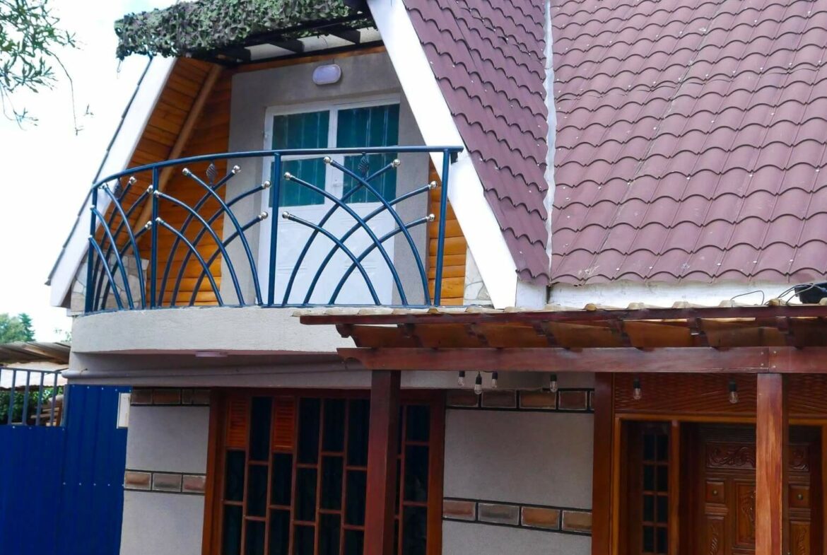 Nyeri Airbnb 4 Bedroom with Own Compound