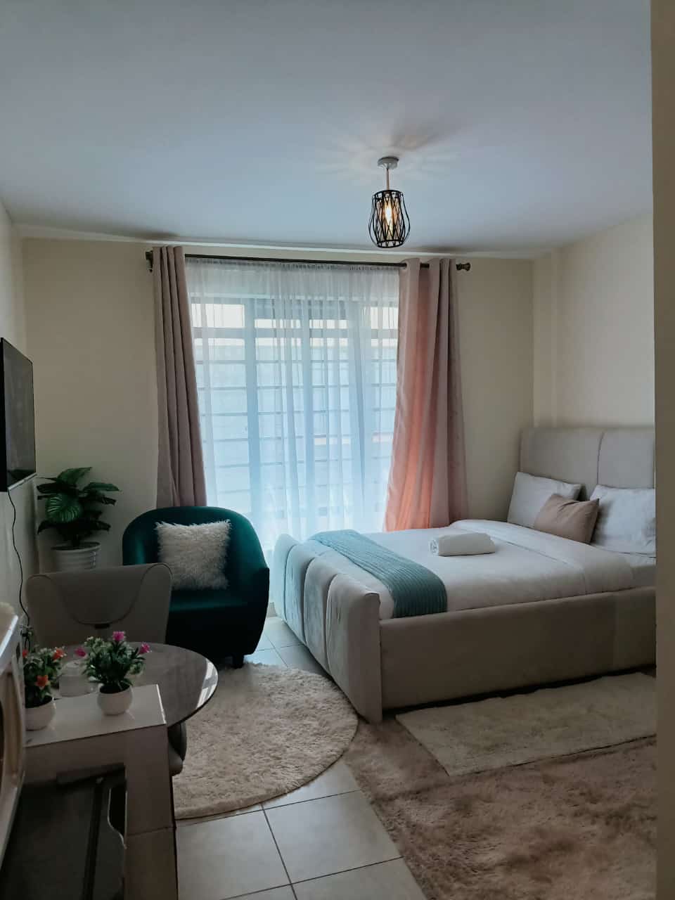 Studio Airbnb in Syokimau Near SGR along Beijin Road