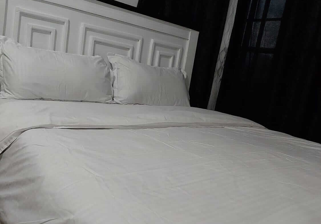 Airbnb Mirema near Paris Lounge One Bedroom with Sercure Parking