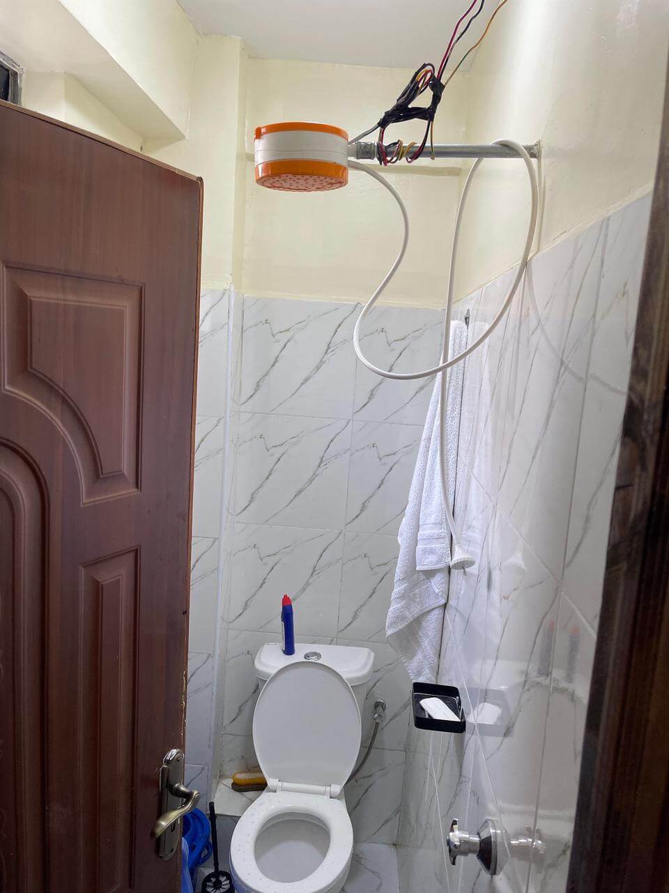 Airbnb Utawala Astrol Petrol Station