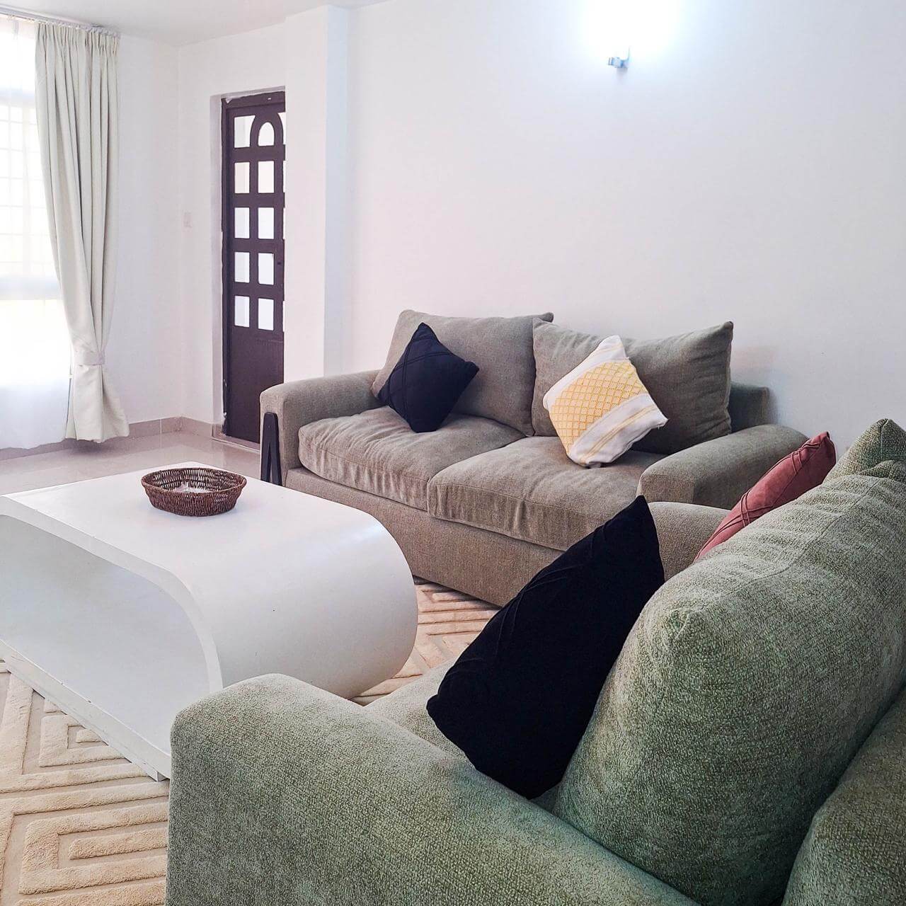 Spacious Modern Airbnb in Ruaka