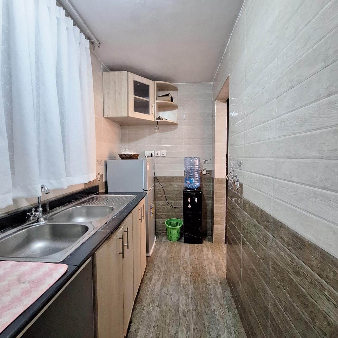 Spacious Modern Airbnb in Ruaka