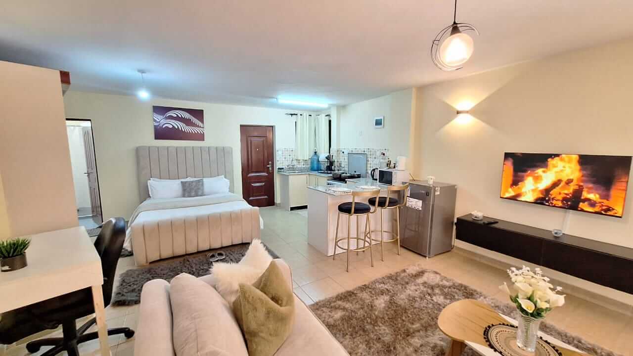 Spacious Ruaka Airbnb Studio with Fast WiFi & Parking